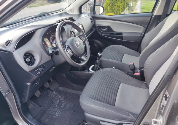 Toyota Yaris cena 49900 przebieg: 134000, rok produkcji 2020 z Trzebinia małe 781